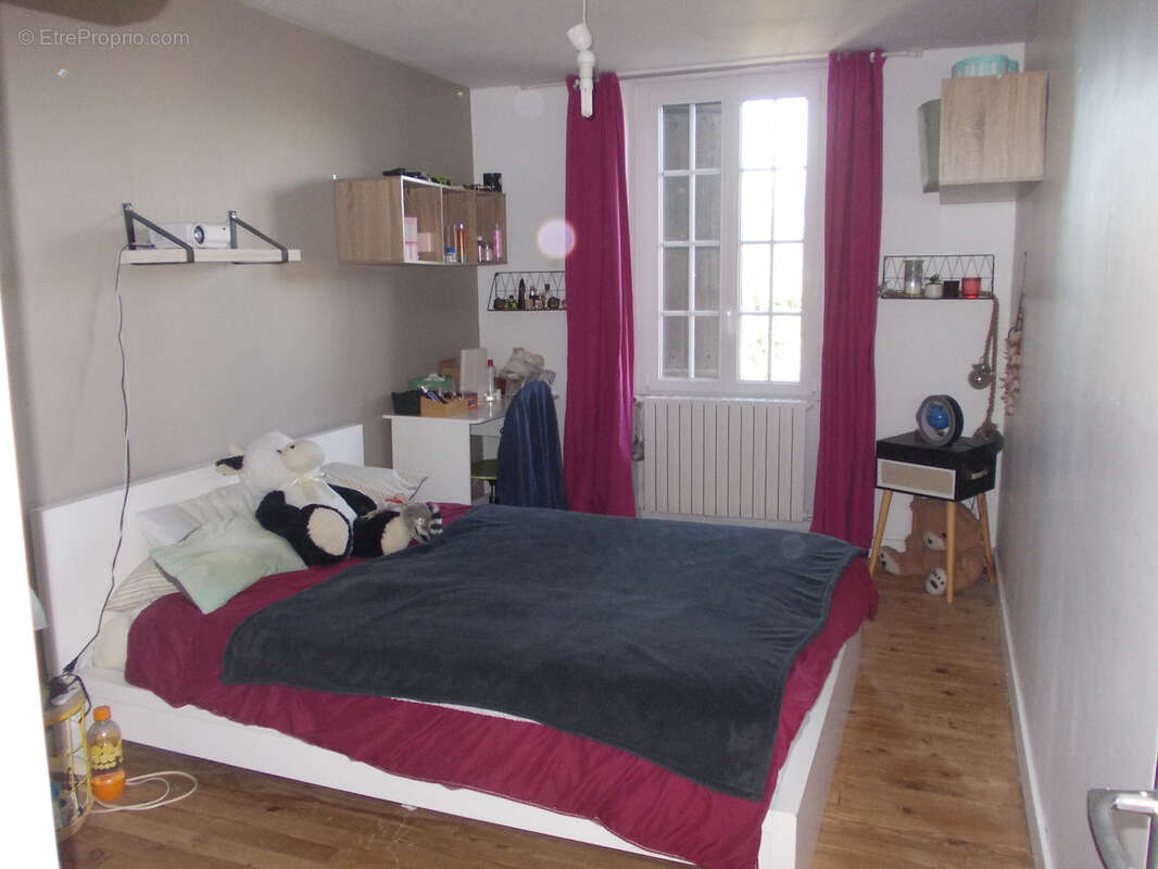 Maison à SAINTE-SEVERE