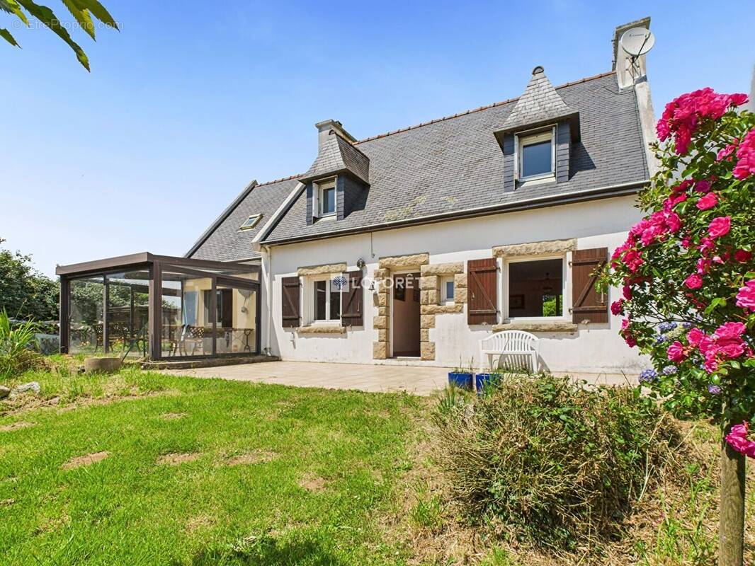 Maison à PLOZEVET