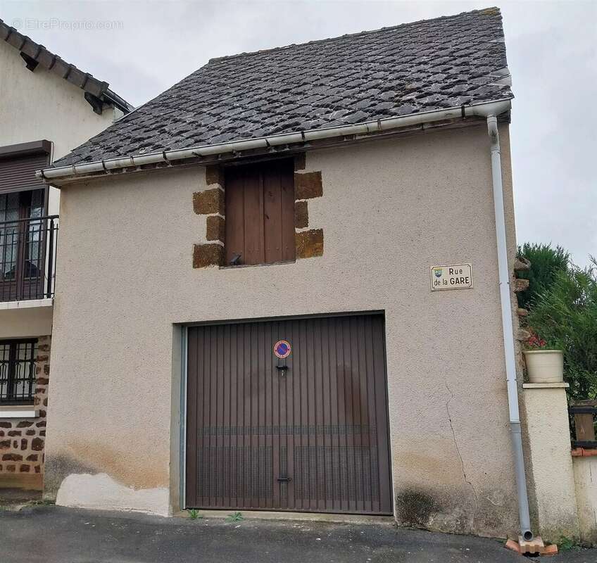 Maison à CHAILLAC