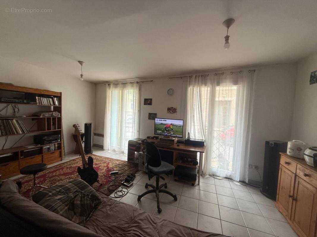 Appartement à FLORENSAC