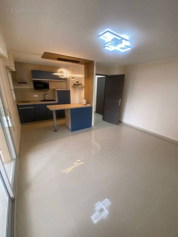 Photo 1 - Appartement à FREJUS