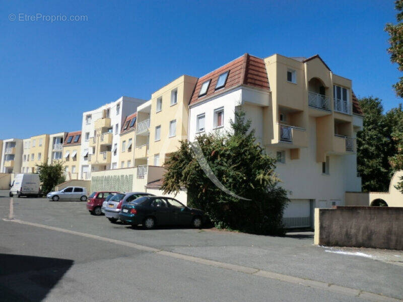 Appartement à COMBS-LA-VILLE