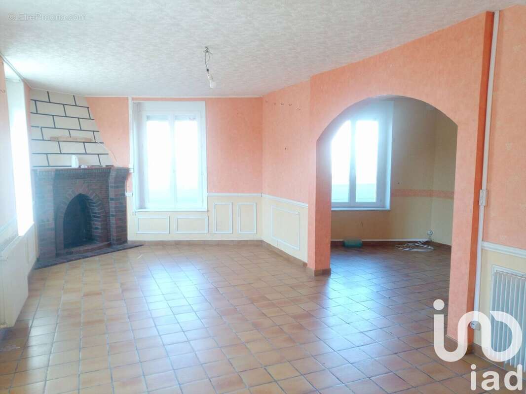 Photo 2 - Maison à LA BAZOCHE-GOUET