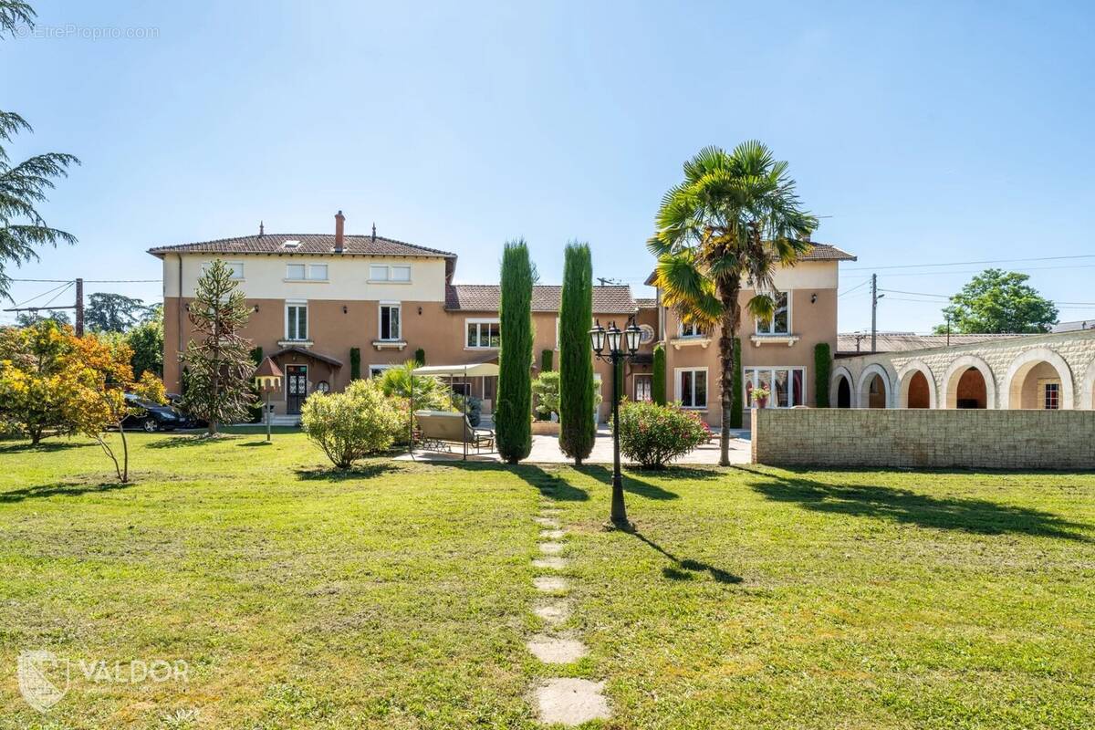Maison à QUINCIEUX
