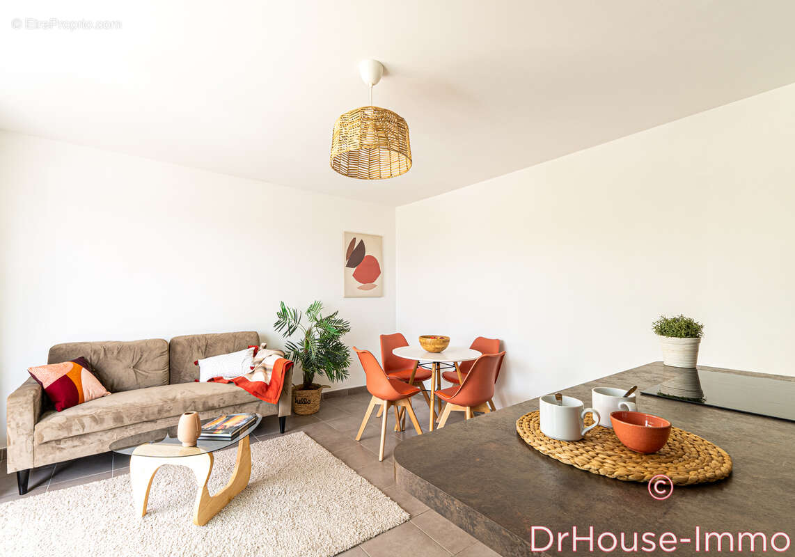 Appartement à VENELLES
