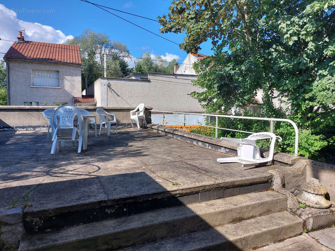 Maison à CUSSET