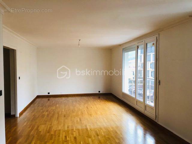 Appartement à DEVILLE-LES-ROUEN