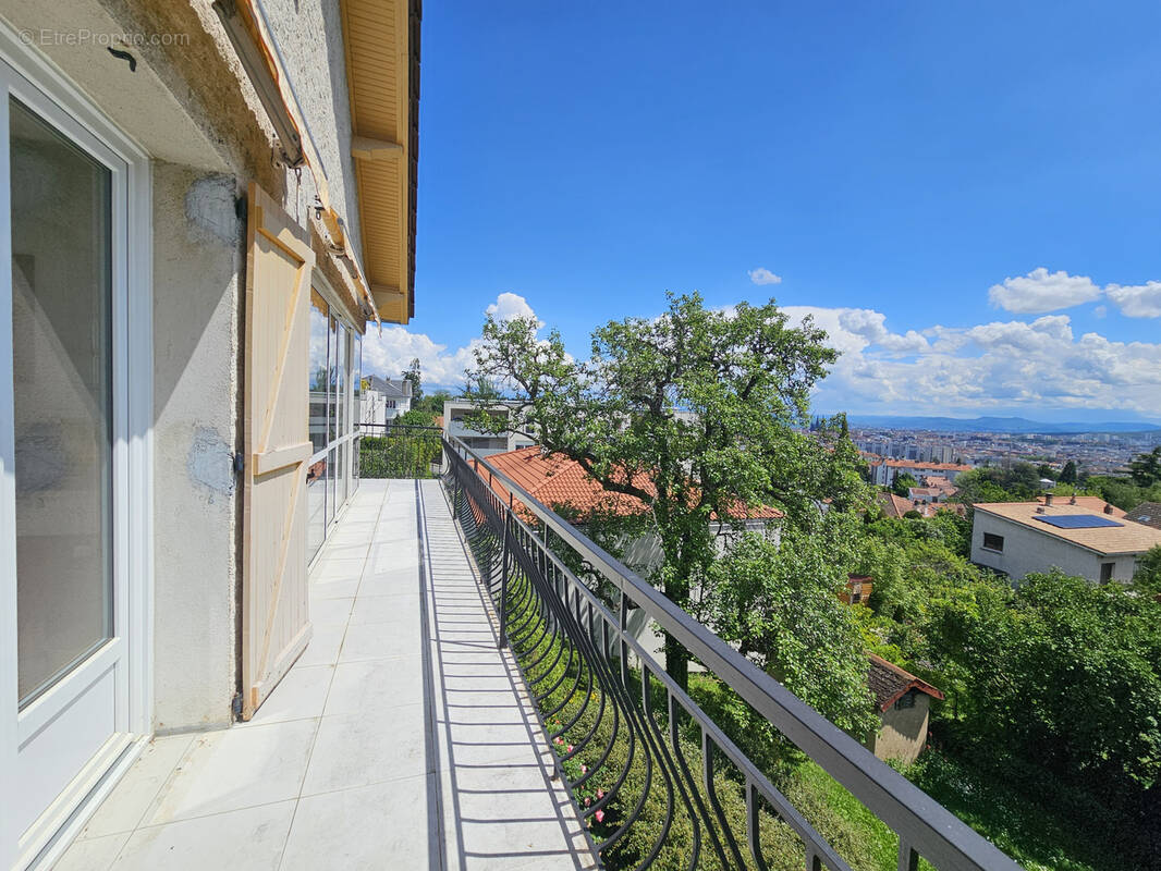 Maison à CLERMONT-FERRAND
