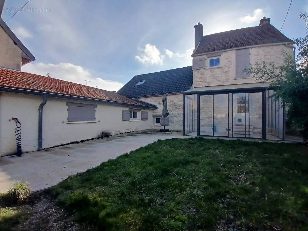 Maison à CHAIGNAY