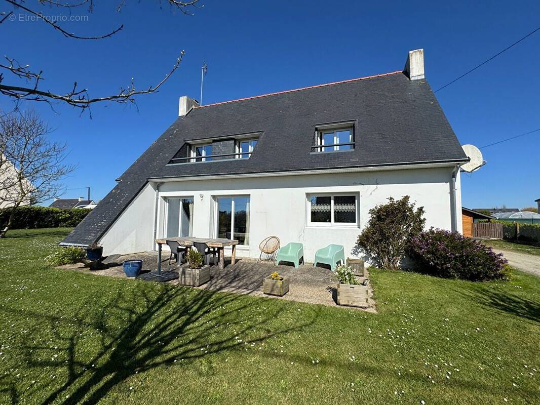 Maison à PLOMEUR