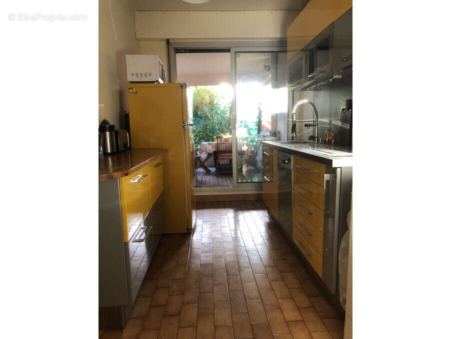 Appartement à MARSEILLE-8E
