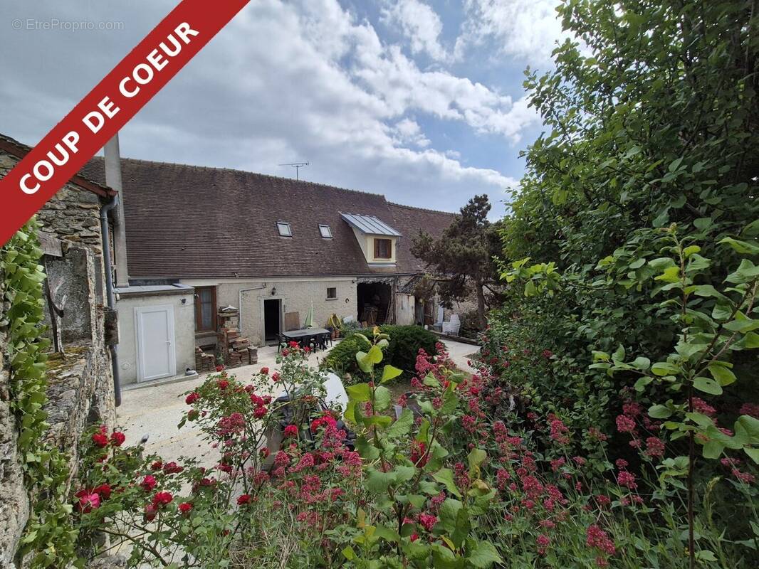 Maison à LE CHATELET-EN-BRIE