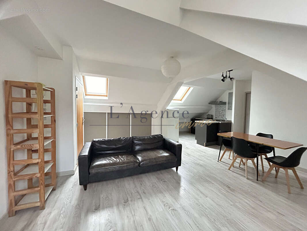 Appartement à VERNEUIL-EN-HALATTE