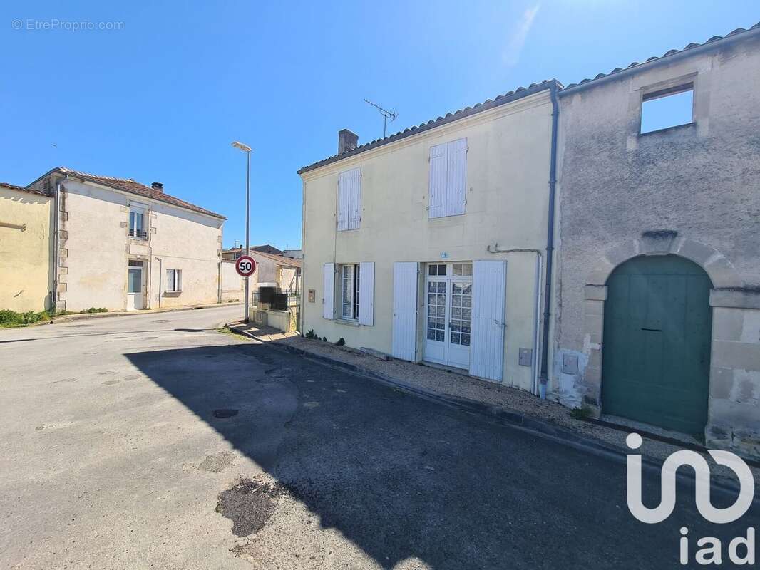 Photo 2 - Maison à MATHA