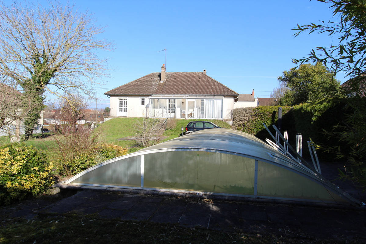 Maison à LA CHARITE-SUR-LOIRE