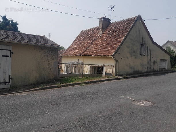 Maison à PERRECY-LES-FORGES