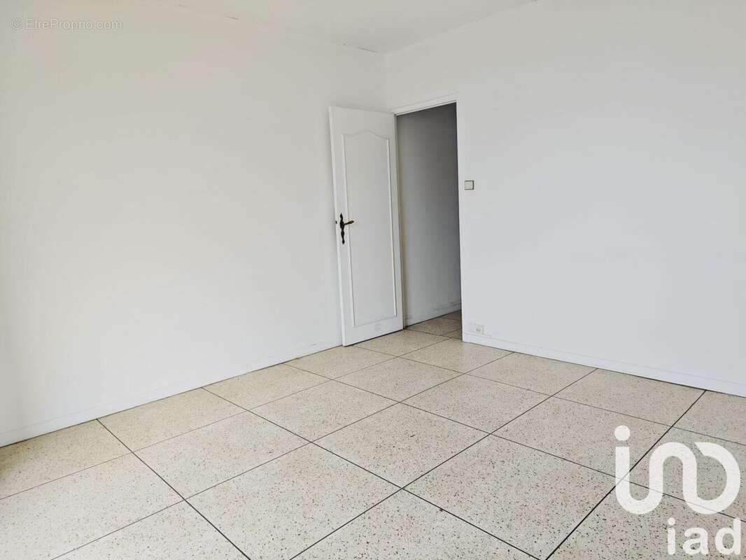 Photo 2 - Appartement à MARSEILLE-10E