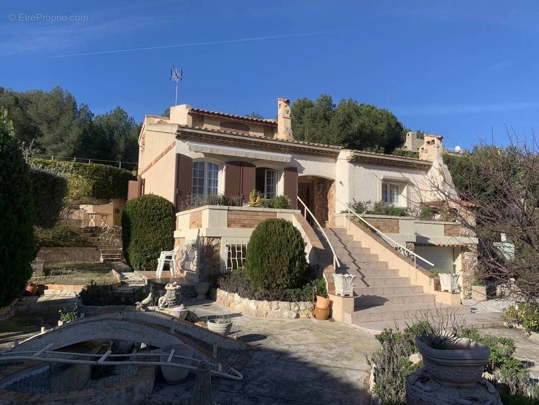Maison à SAUSSET-LES-PINS