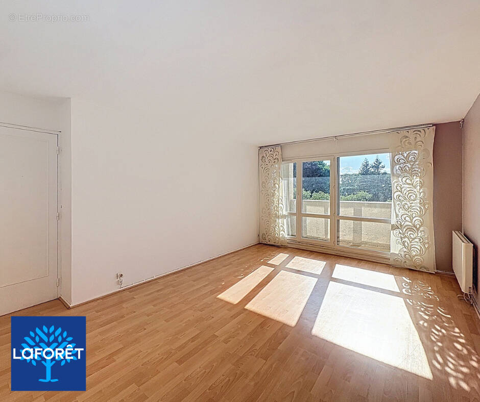Appartement à EVRY