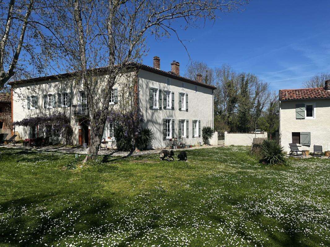 Maison à CARLA-BAYLE