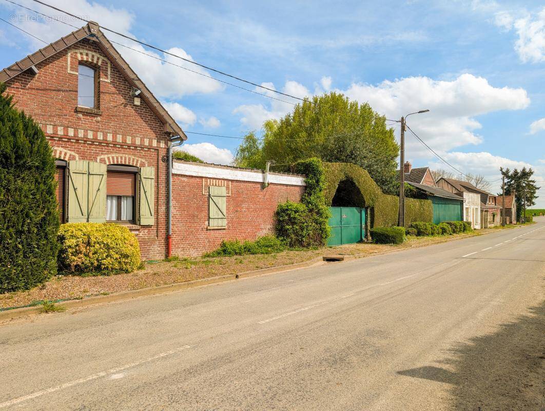 Maison à ROISEL