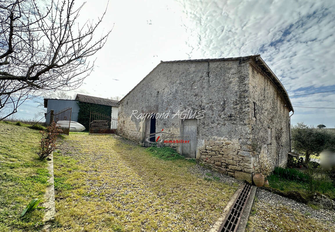 Maison à GENSAC