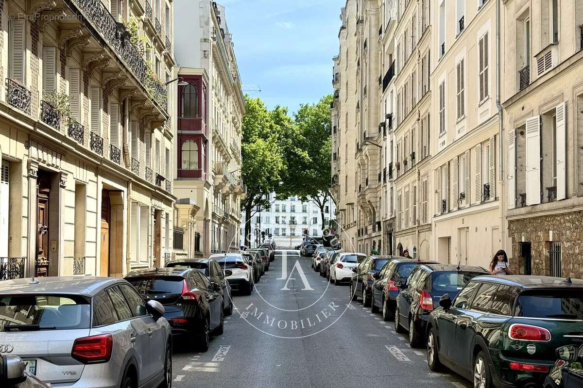 Appartement à PARIS-6E