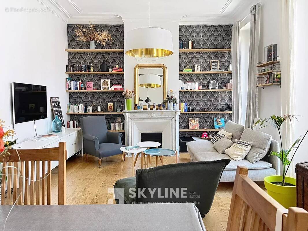 Appartement à MARSEILLE-6E