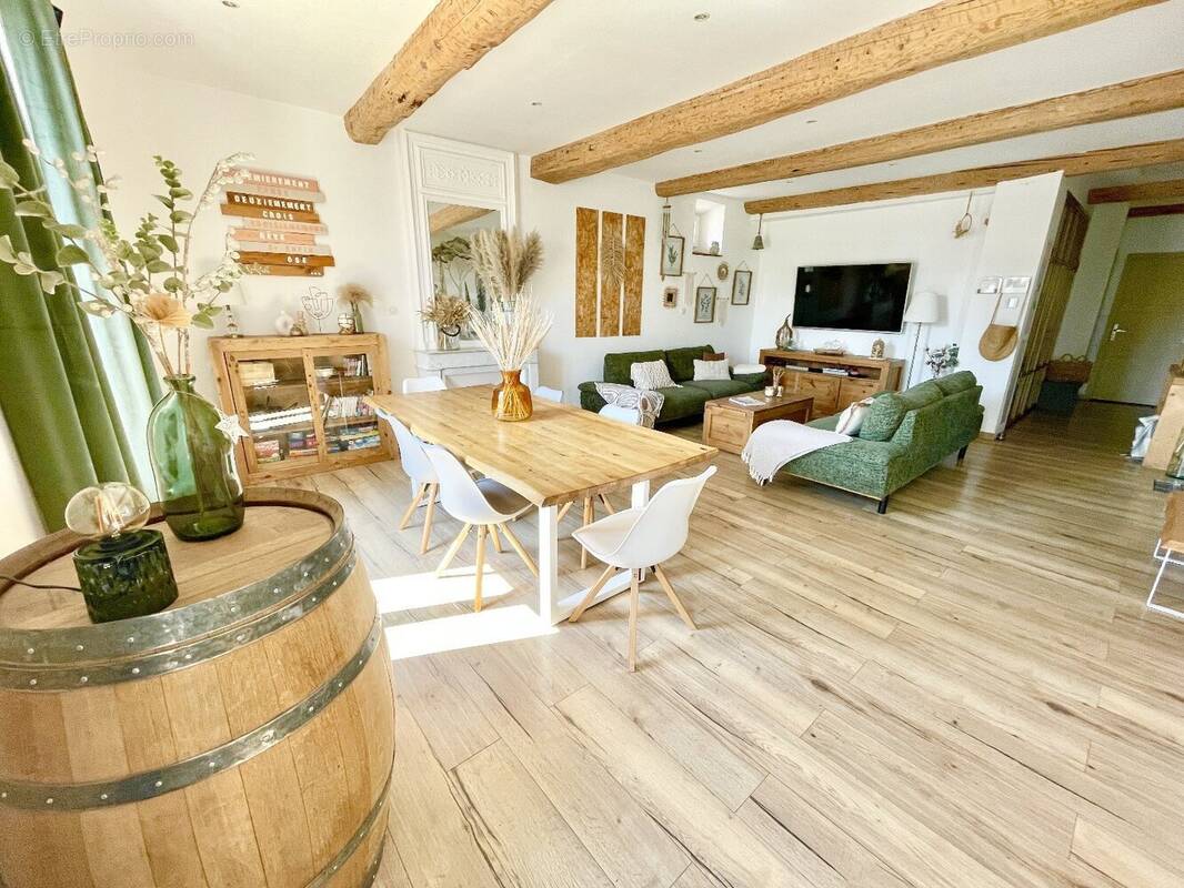Maison à POMEROLS