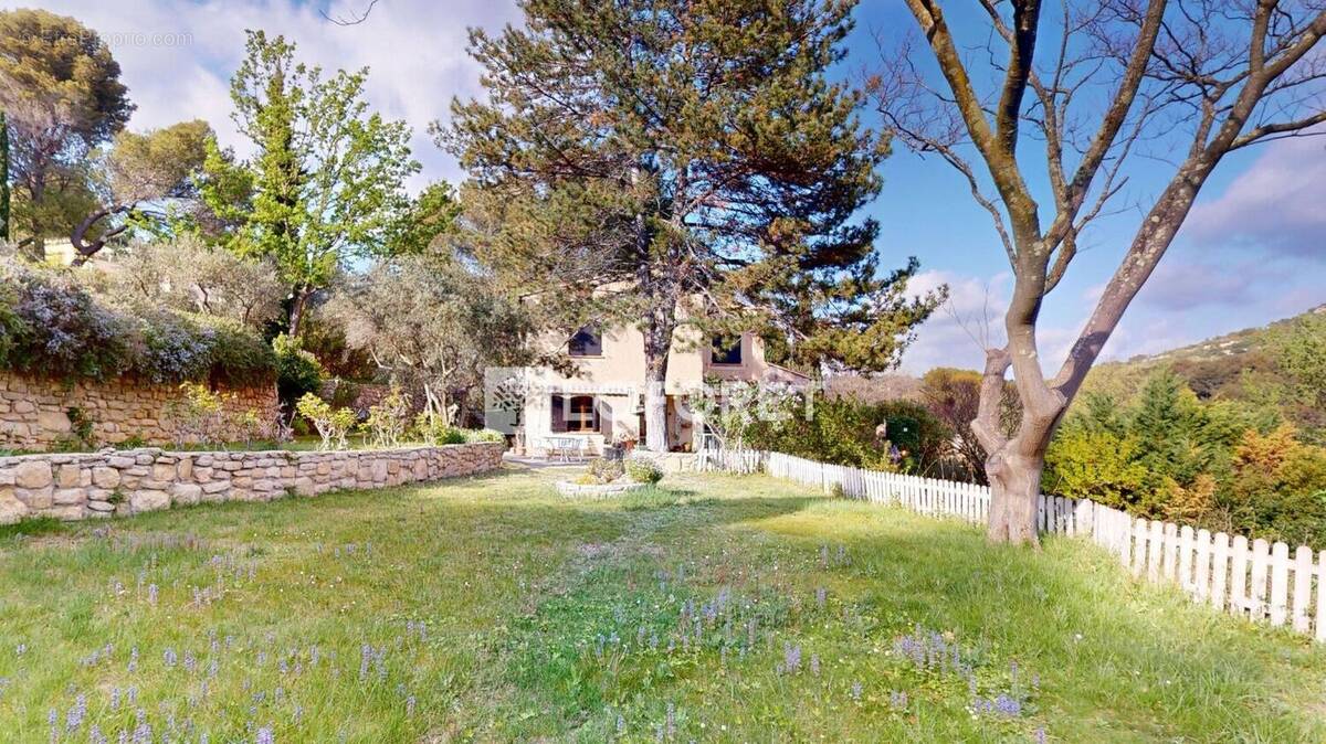 Maison à SALON-DE-PROVENCE