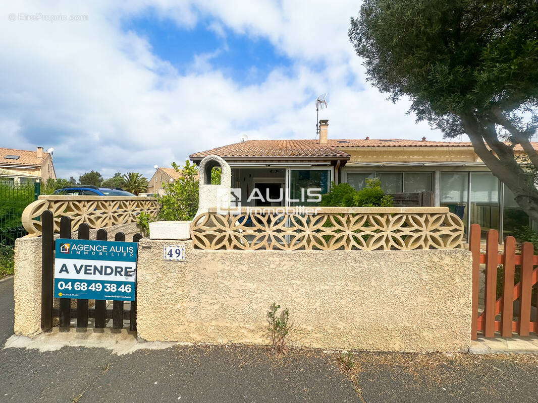 Maison à FLEURY