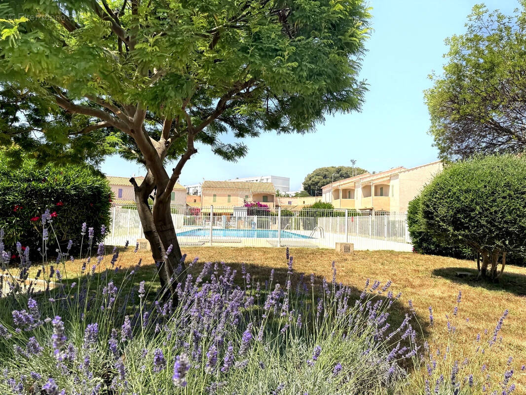 Appartement à LA LONDE-LES-MAURES