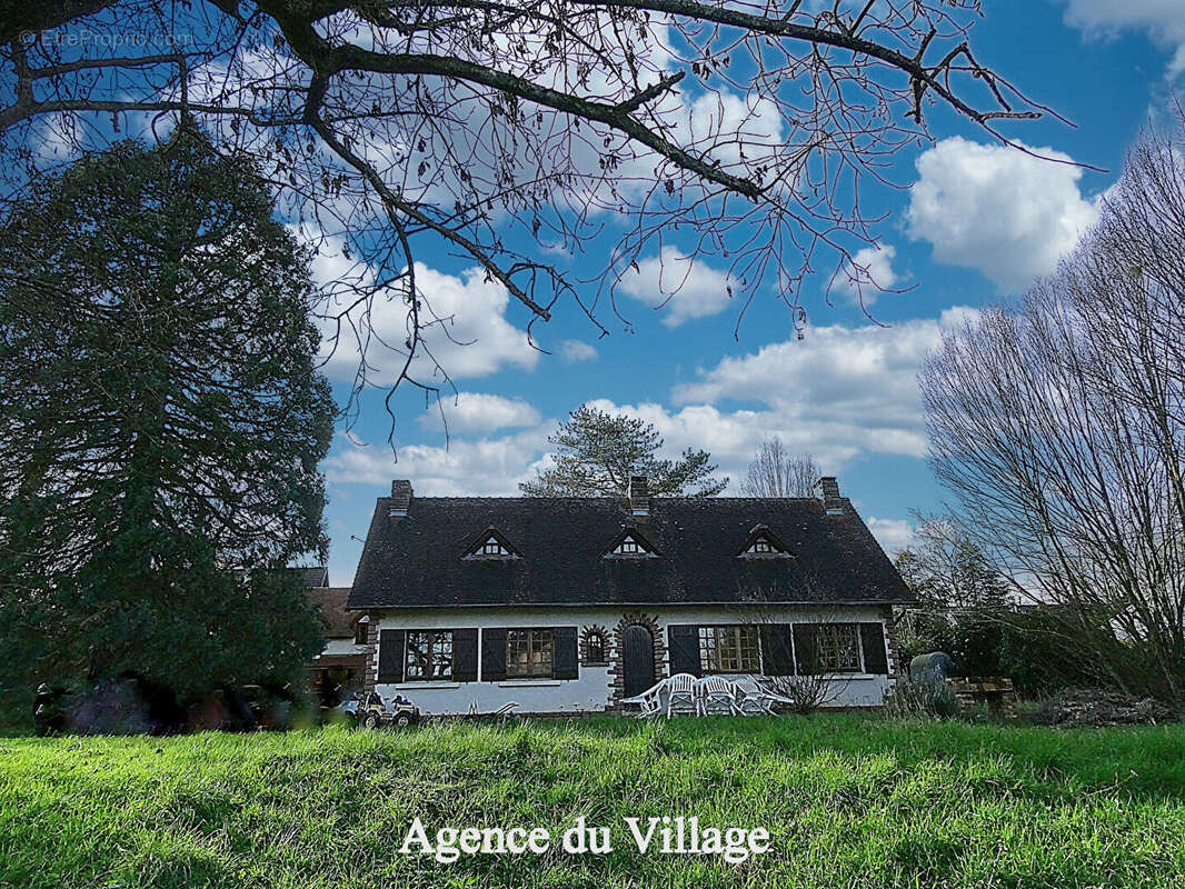 Maison à MAUREPAS
