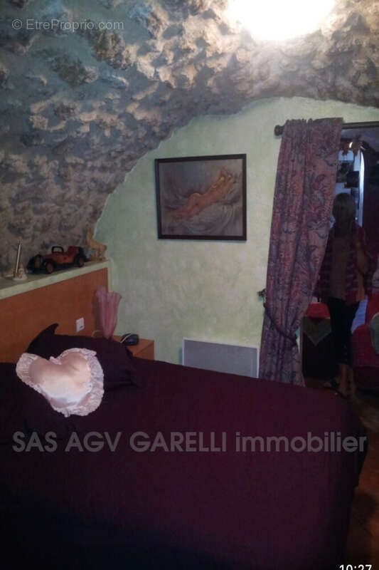Maison à ARTIGNOSC-SUR-VERDON