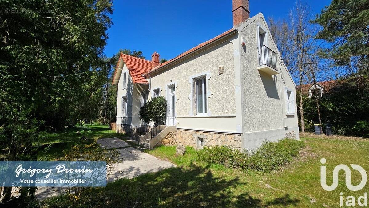 Photo 1 - Maison à LA CHAPELLE-LA-REINE
