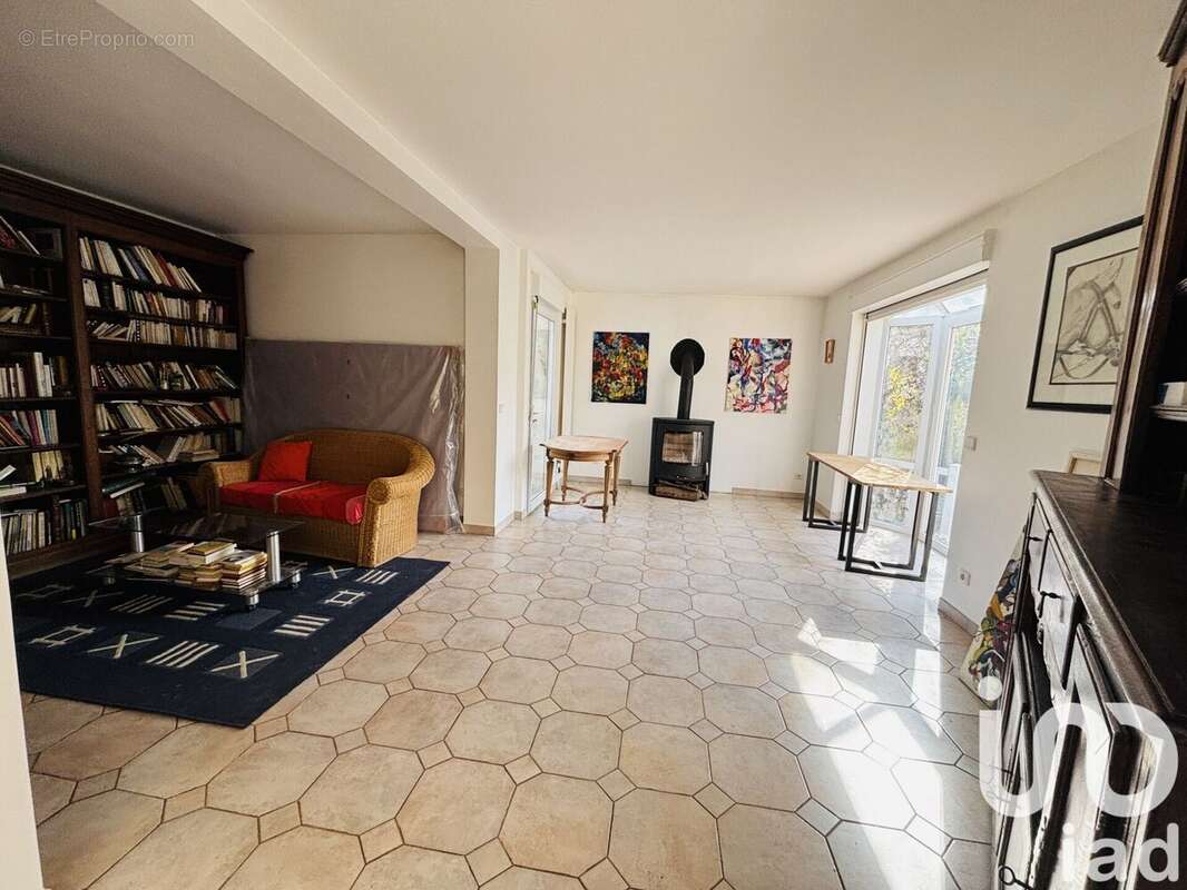 Photo 8 - Maison à SAINT-MAUR-DES-FOSSES