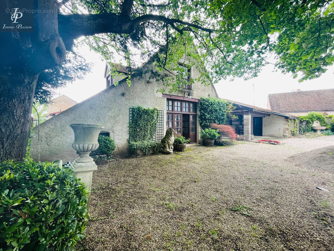 Maison à BEAUNE
