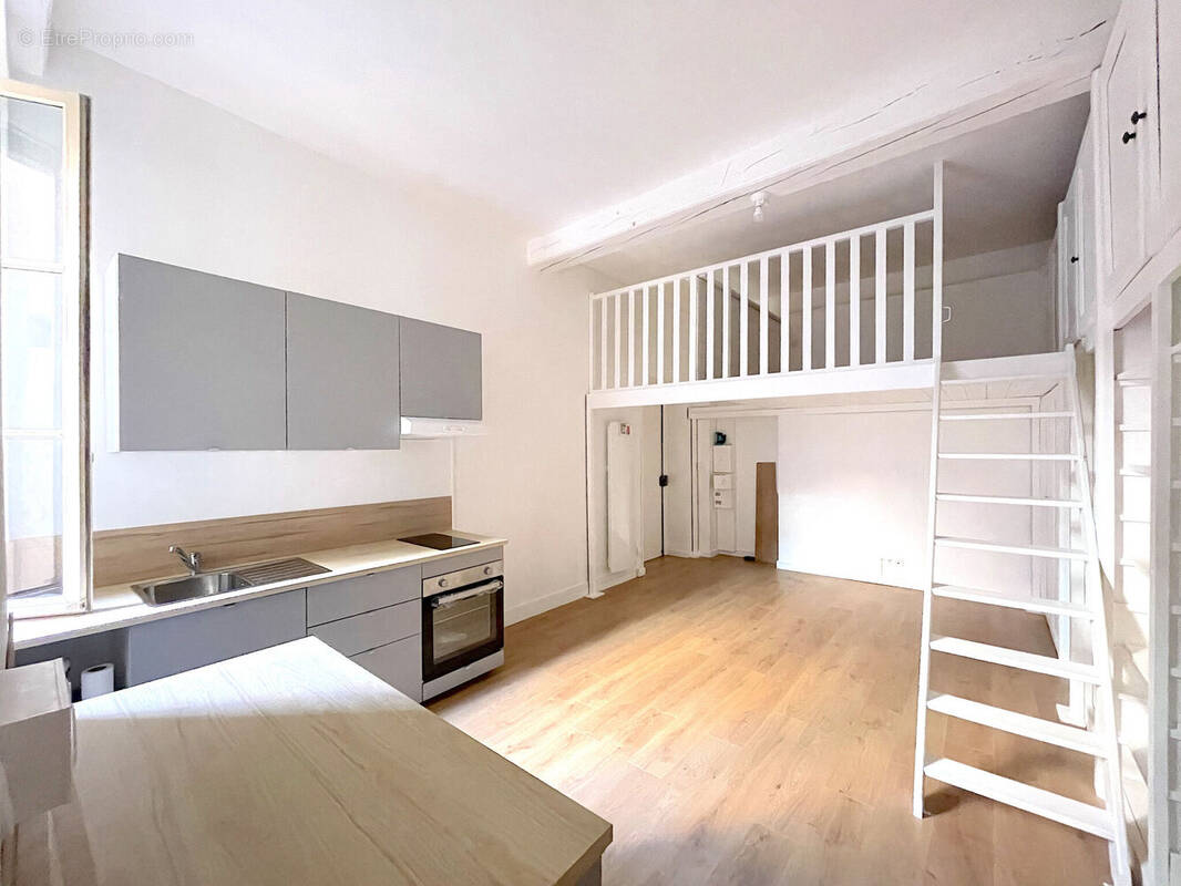 Photo 1 - Appartement à LYON-2E