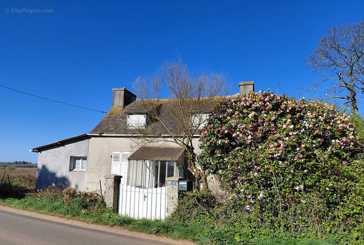 Maison à GUICLAN