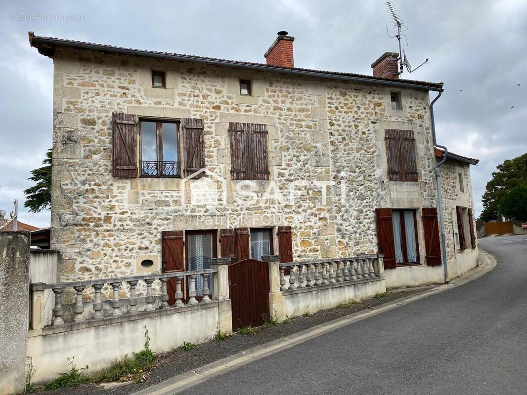 Photo 1 - Maison à LHOMMAIZE