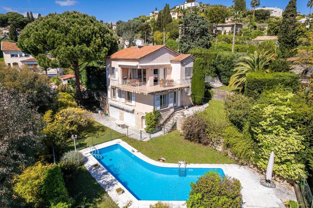 Maison à VALLAURIS