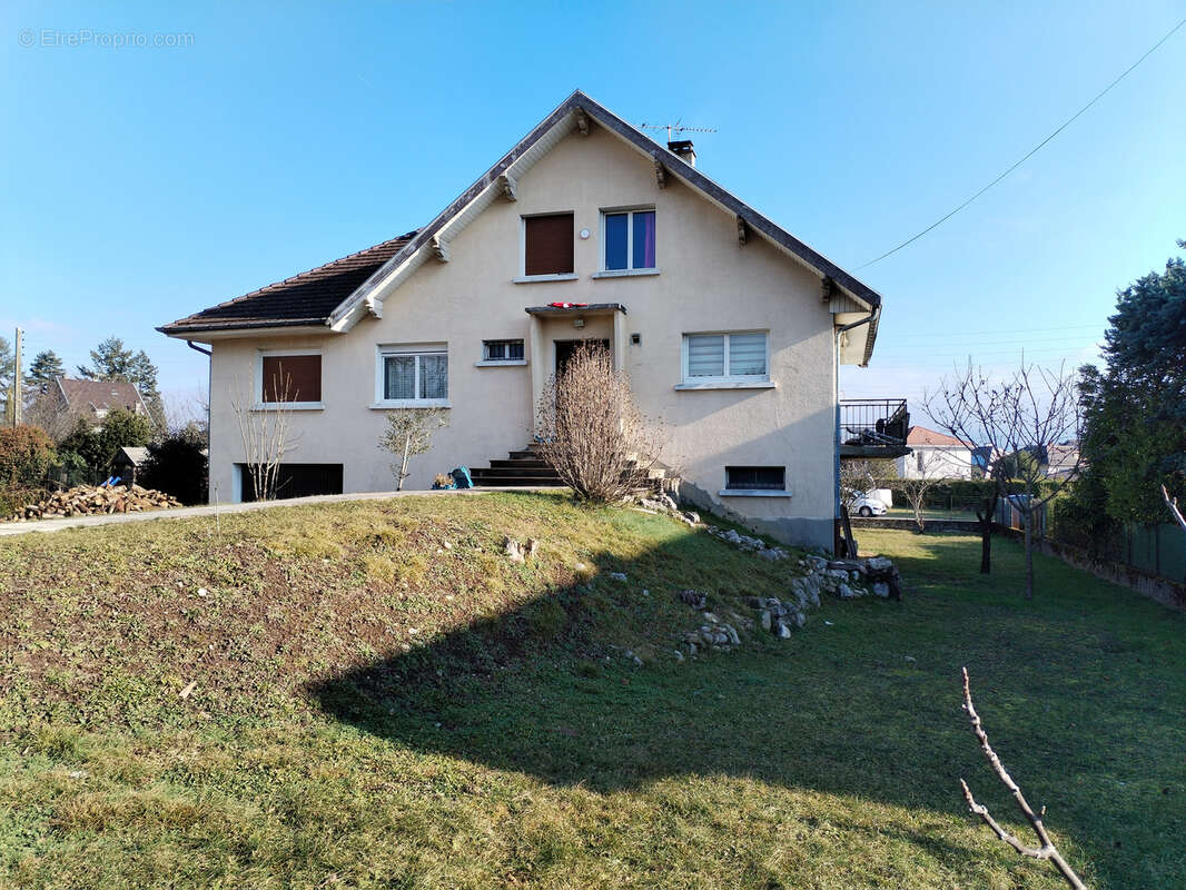 Maison à RIVES