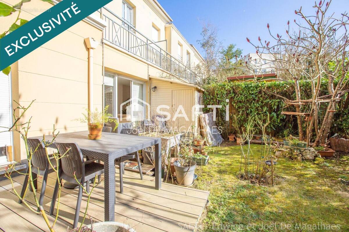 Photo 1 - Appartement à ELANCOURT