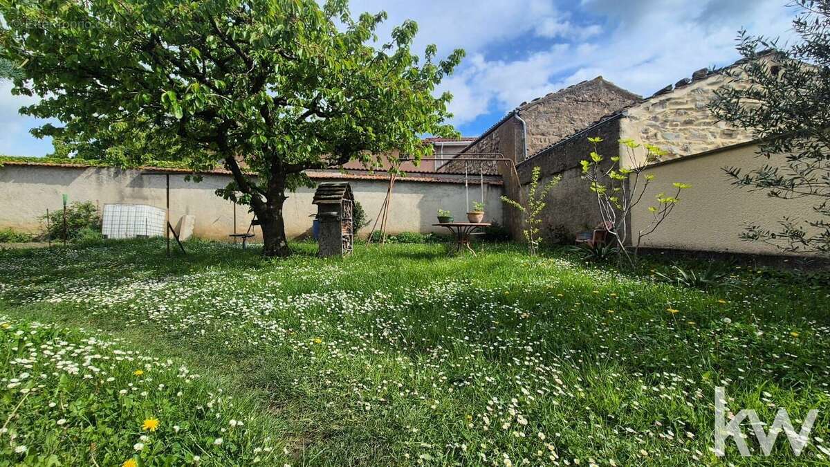 Maison à SAINT-LAURENT-D&#039;AGNY