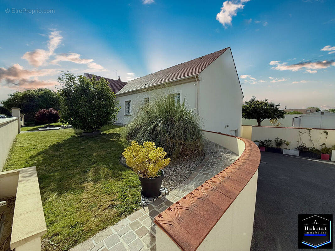 Maison à OTHIS