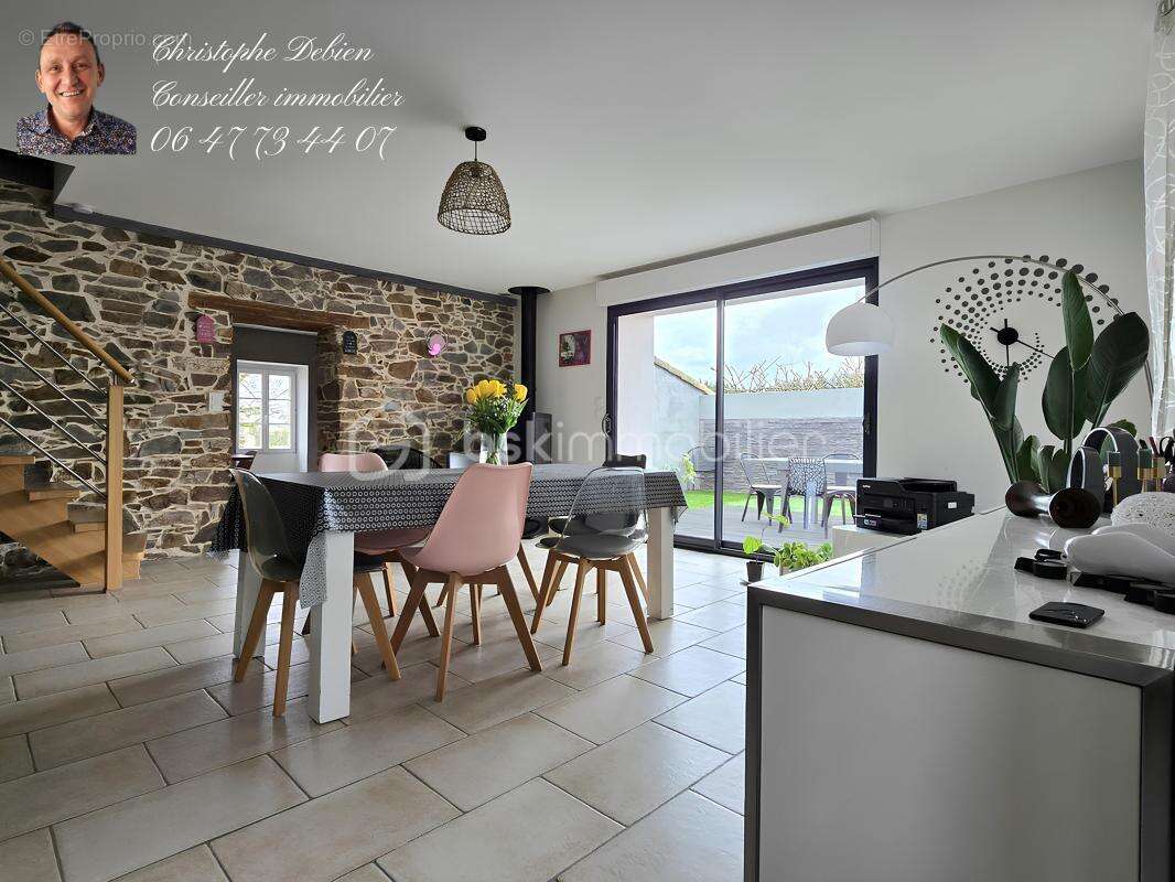 Maison à VIEILLEVIGNE