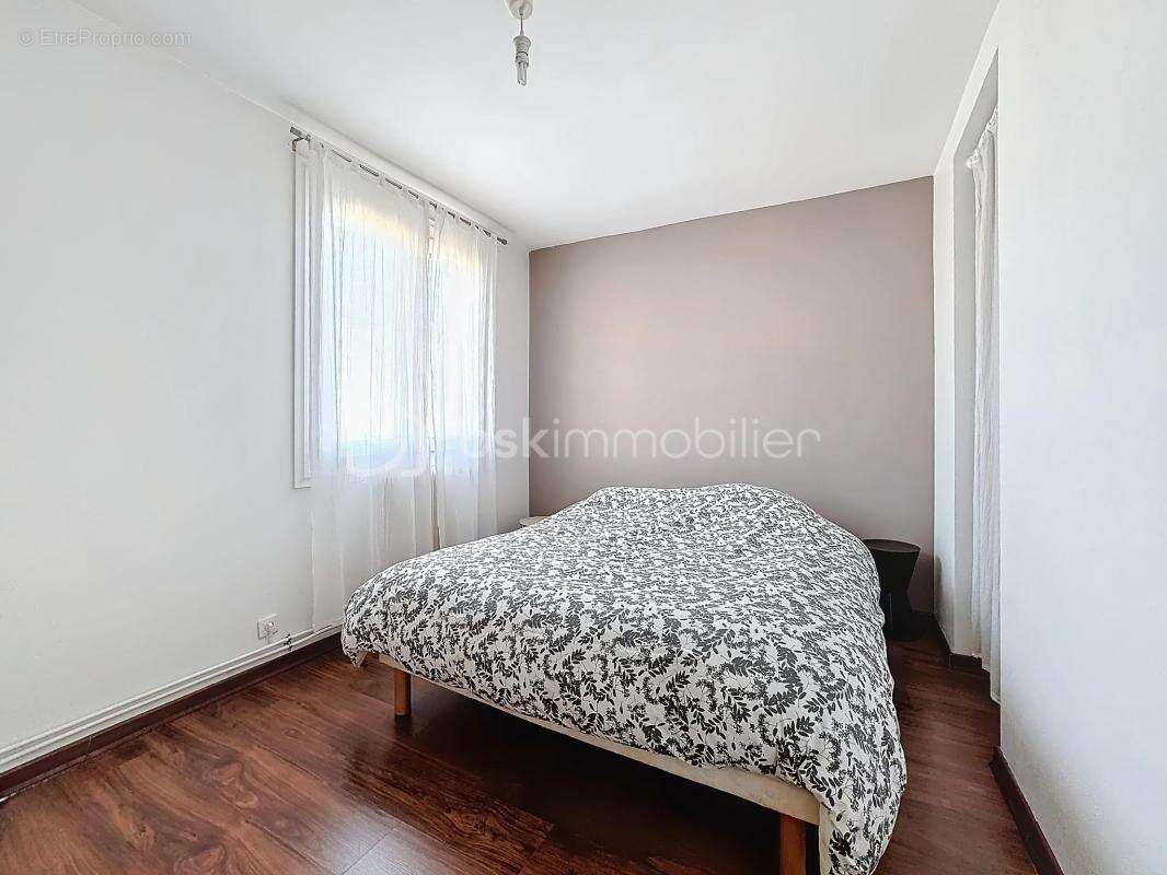 Appartement à ECHIROLLES