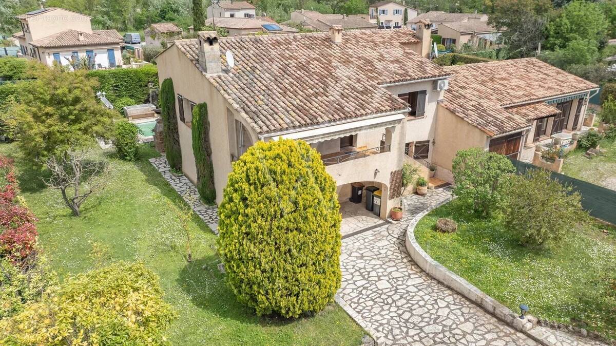 Maison à PEGOMAS