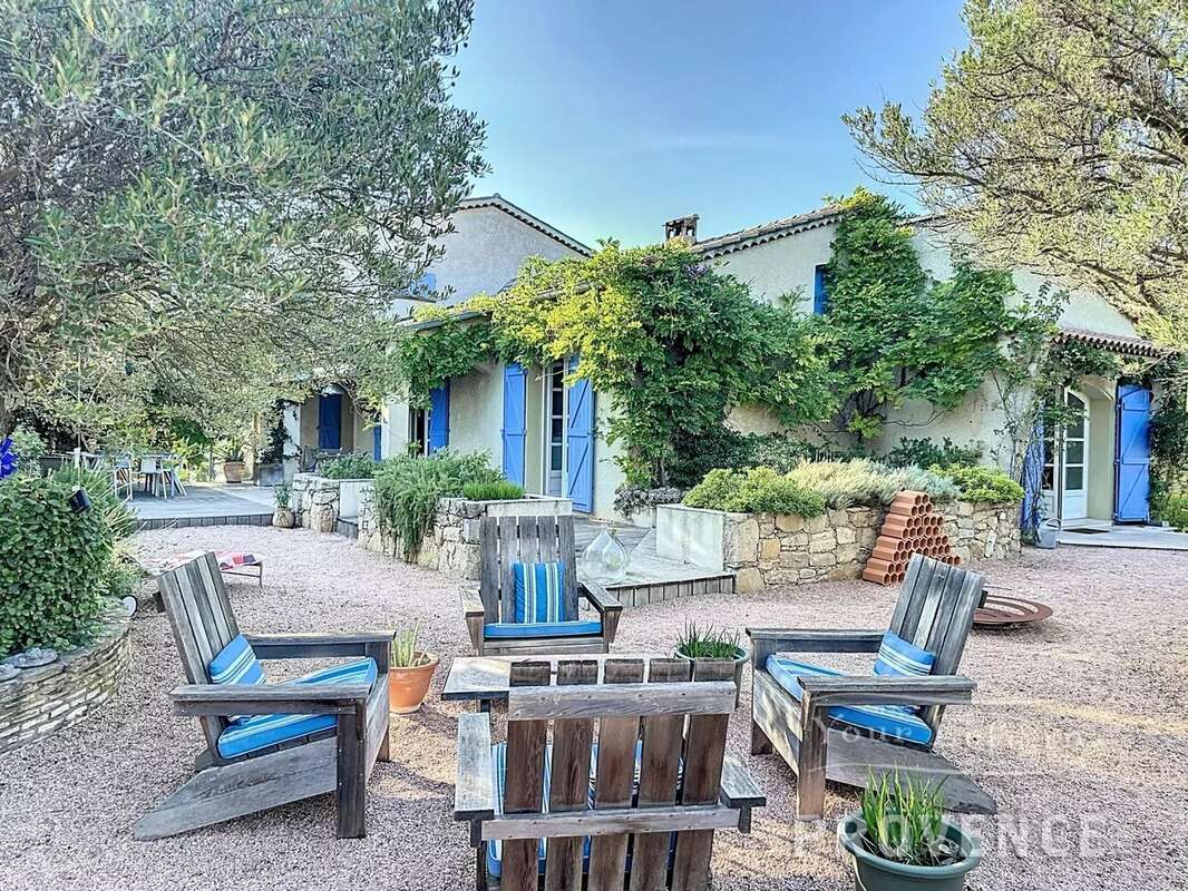 Maison à LORGUES