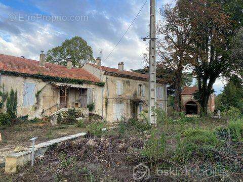 Maison à MONTELIMAR